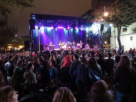 Fires 2016. Bateria de Girona. Cercavila de percusió amb la Verge del Bombo