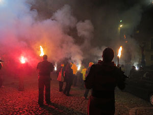 Fires 2016. La Beatufarra, descens del Beatusaure per les escales de la Catedral de Girona