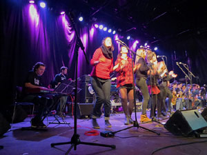 Fires 2016. Concert de la Black Music Big Band a l'escenari de la pla&ccedil;a de Sant Feliu