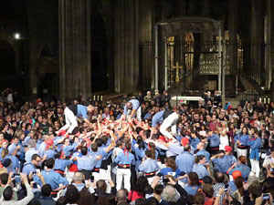 Fires 2016. Castells dins la nau gòtica de la Catedral de Girona