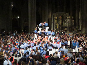 Fires 2016. Castells dins la nau gòtica de la Catedral de Girona