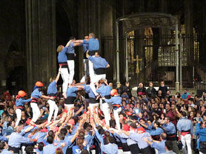 Fires 2016. Castells dins la nau gòtica de la Catedral de Girona