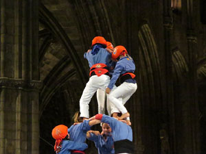 Fires 2016. Castells dins la nau gòtica de la Catedral de Girona