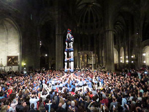 Fires 2016. Castells dins la nau gòtica de la Catedral de Girona