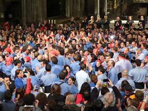Fires 2016. Castells dins la nau gòtica de la Catedral de Girona