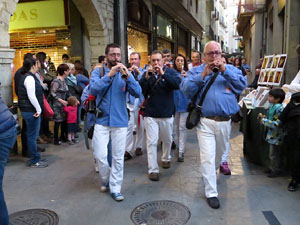 Fires 2016. Els Castells de Vigília a la Rambla de la Llibertat, amb els Marrecs de Salt i la Nova Muixeranga d'Algemesí