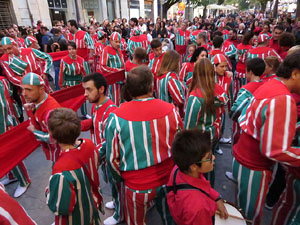 Fires 2016. Els Castells de Vigília a la Rambla de la Llibertat, amb els Marrecs de Salt i la Nova Muixeranga d'Algemesí