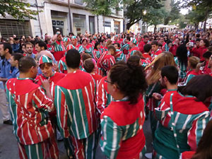 Fires 2016. Els Castells de Vigília a la Rambla de la Llibertat, amb els Marrecs de Salt i la Nova Muixeranga d'Algemesí