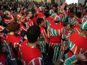 Fires 2016. Els Castells de Vigília a la Rambla de la Llibertat, amb els Marrecs de Salt i la Nova Muixeranga d'Algemesí