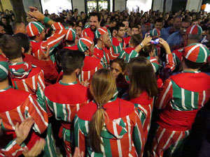 Fires 2016. Els Castells de Vigília a la Rambla de la Llibertat, amb els Marrecs de Salt i la Nova Muixeranga d'Algemesí