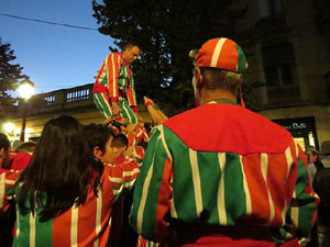 Fires 2016. Els Castells de Vigília a la Rambla de la Llibertat, amb els Marrecs de Salt i la Nova Muixeranga d'Algemesí