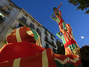 Fires 2016. Els Castells de Vigília a la Rambla de la Llibertat, amb els Marrecs de Salt i la Nova Muixeranga d'Algemesí