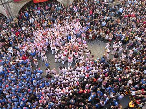 Fires 2016. La Diada Castellera a la plaça del Vi, amb els Marrecs de Salt, els Capgrossos de Mataró i els Minyons de Terrassa