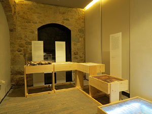 Exposició Aigües rituals. Una història dels banys jueus de Girona, al Museu d'Història dels Jueus de Girona