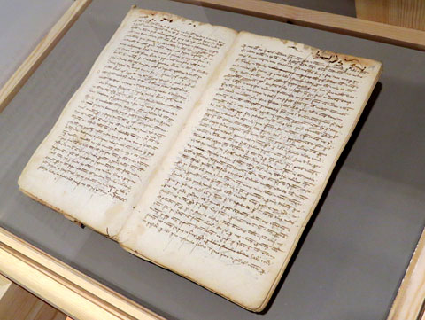 Venda d'una casa al carrer de Ballesteries, al nord de la casa dels banys de l'aljama dels jueus de Girona