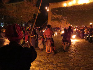 Fires 2016. Espectacle de foc i música Lluminàries de Fires, a càrrec de Taller de Magnèsia i Els Berros de la Cort