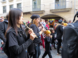 Fires 2016. Passejada de la Mula Baba i teatre de titelles a la Rambla de la Llibertat