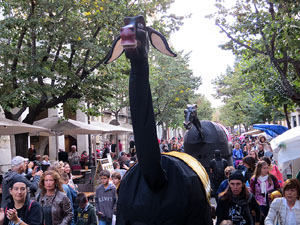 Fires 2016. Passejada de la Mula Baba i teatre de titelles a la Rambla de la Llibertat