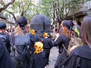 Fires 2016. Passejada de la Mula Baba i teatre de titelles a la Rambla de la Llibertat