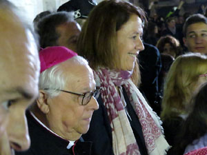 Fires 2016. Pujada d'un pilar per les escales de la Catedral, a c&agrave;rrec dels Marrecs de Salt