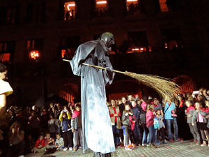 Fires 2016. El preg&oacute. Balls a la pla&ccedil;a del Vi