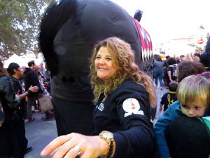 Fires 2016. El preg&oacute. Cercavila amb gegants, capgrossos i mules