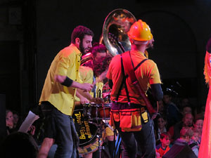 Fires 2016. El preg&oacute. Concert amb Always Drinking Marxing Band