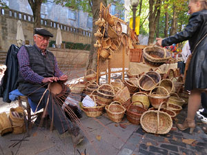 Fires 2016. 28a. Trobada d'Artesans, Brocanters i Antiquaris a diversos carrers i places de la ciutat