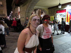 Fires 2016. 5a. Zombie Walk de Girona dins el festival Acocollona't