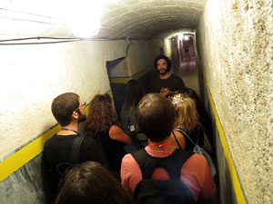 FITAG 2016. Espectacle A la deriva, coproducci&oacute; FITAG 2016 al refugi antiaeri del Jard&iacute; de la Inf&agrave;ncia