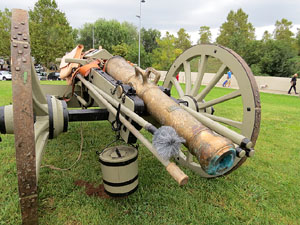 IX Festa Reviu els Setges Napole&ograve;nics de Girona. Campament d'&egrave;poca napole&ograve;nica al parc de les Ribes del Ter