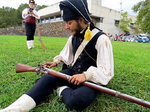 IX Festa Reviu els Setges Napole&ograve;nics de Girona. Campament d'&egrave;poca napole&ograve;nica al parc de les Ribes del Ter