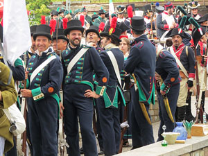 IX Festa Reviu els Setges Napole&ograve;nics de Girona. Desfilada pels carrers del Barri Vell