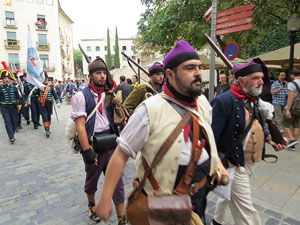IX Festa Reviu els Setges Napole&ograve;nics de Girona. Desfilada pels carrers del Barri Vell