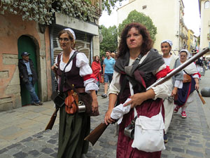IX Festa Reviu els Setges Napole&ograve;nics de Girona. Desfilada pels carrers del Barri Vell