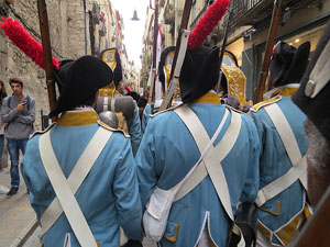 IX Festa Reviu els Setges Napole&ograve;nics de Girona. Desfilada pels carrers del Barri Vell