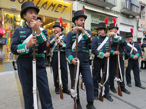 IX Festa Reviu els Setges Napole&ograve;nics de Girona. Desfilada pels carrers del Barri Vell