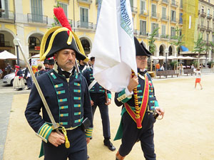 IX Festa Reviu els Setges Napole&ograve;nics de Girona. Presentaci&oacute; a la pla&ccedil;a de la Independ&egrave;ncia