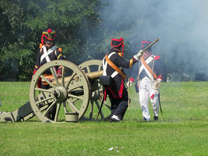 IX Festa Reviu els Setges Napole&ograve;nics de Girona. Recreaci&oacute; d'una batalla al parc de les Ribes del Ter