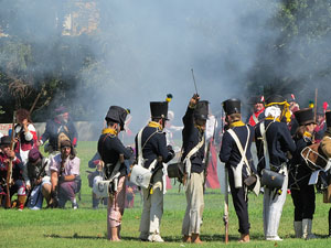 IX Festa Reviu els Setges Napole&ograve;nics de Girona. Recreaci&oacute; d'una batalla al parc de les Ribes del Ter