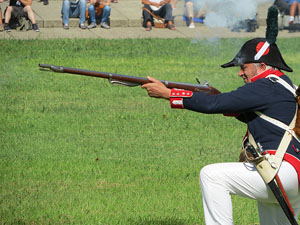 IX Festa Reviu els Setges Napole&ograve;nics de Girona. Recreaci&oacute; d'una batalla al parc de les Ribes del Ter