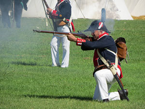 IX Festa Reviu els Setges Napole&ograve;nics de Girona. Recreaci&oacute; d'una batalla al parc de les Ribes del Ter