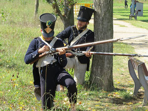 IX Festa Reviu els Setges Napole&ograve;nics de Girona. Recreaci&oacute; d'una batalla al parc de les Ribes del Ter