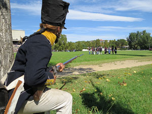 IX Festa Reviu els Setges Napole&ograve;nics de Girona. Recreaci&oacute; d'una batalla al parc de les Ribes del Ter