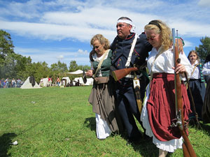 IX Festa Reviu els Setges Napole&ograve;nics de Girona. Finalitzaci&oacute; de la recreaci&oacute; a les Ribes del Ter