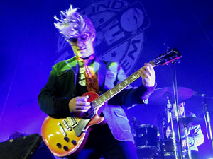 Nadal 2016. Campanades de Cap d'Any a la Catedral de Girona i actuaci&oacute; de Tapeo Sound System