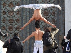 Nadal 2016. R&egrave;cord Guiness de pujada d'escales en equilibri a la Catedral