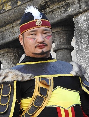 Artistes del Circ de Nadal de Girona, a les escales de la Catedral