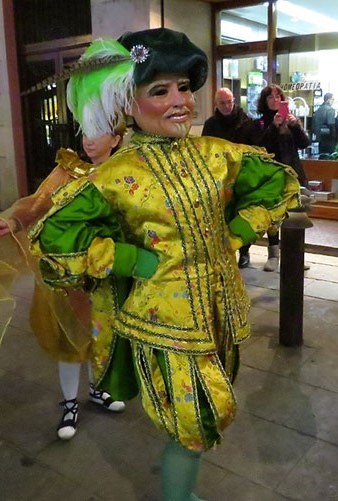 El seguici de l'Esperit de Nadal: la Primavera al carrer Santa Clara