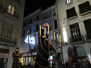 Nadal 2016. Encesa de les llums de Hanukkà a la plaça del Vi